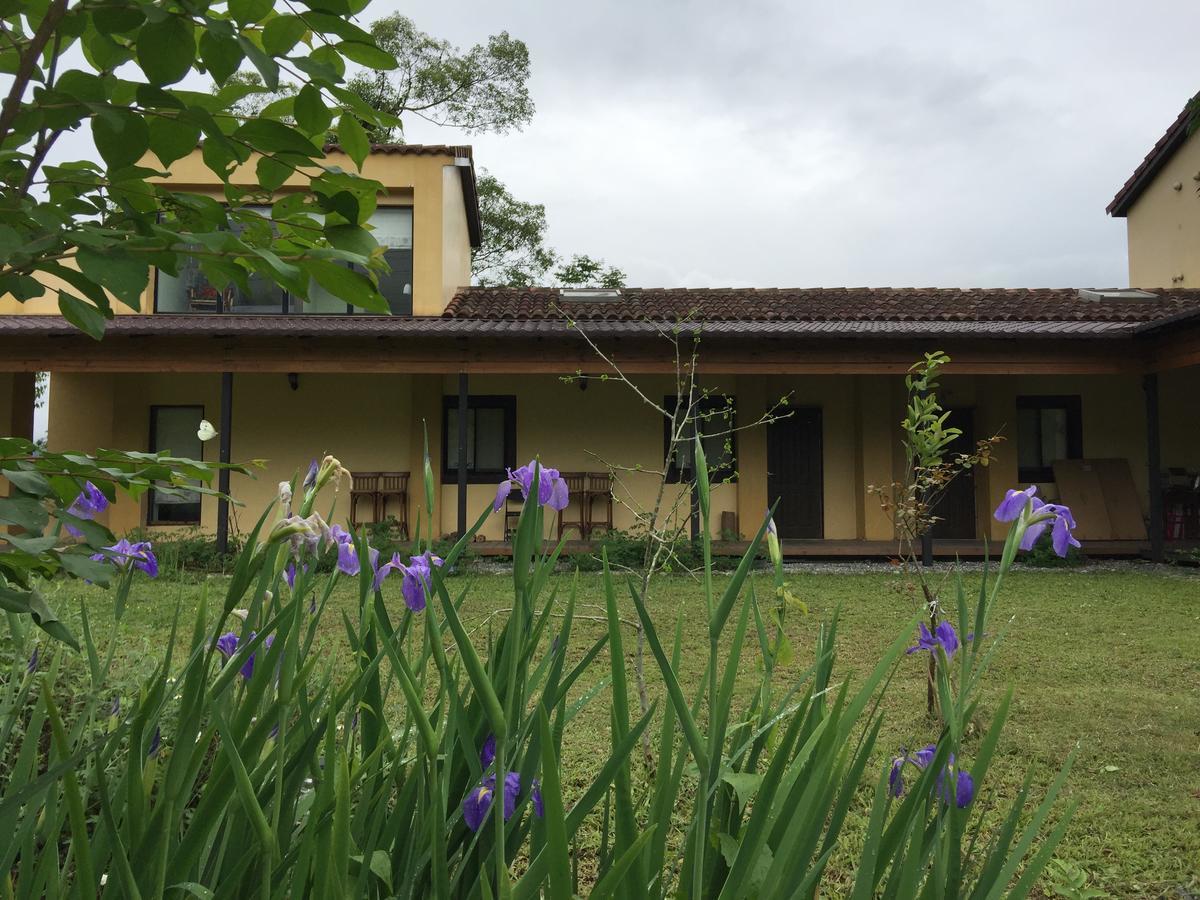麵包樹舍 Breadfruit B&B Quang Phục Ngoại thất bức ảnh